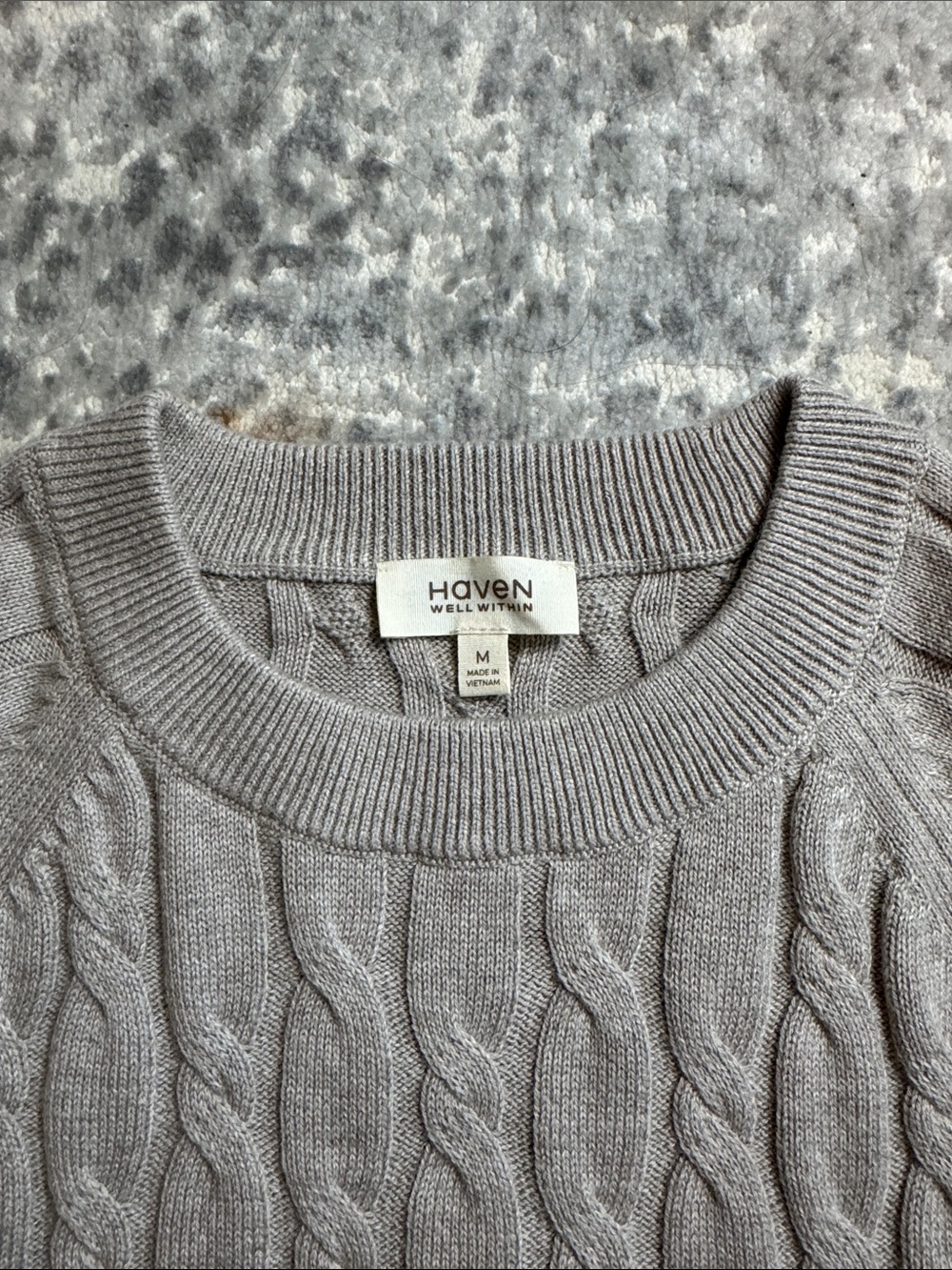 Organic Cotton & Cashmere Cable Knit Sweater - Picture 2 of 3